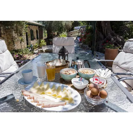 Adamantia Newly Built A3 Гостевой дом 3*